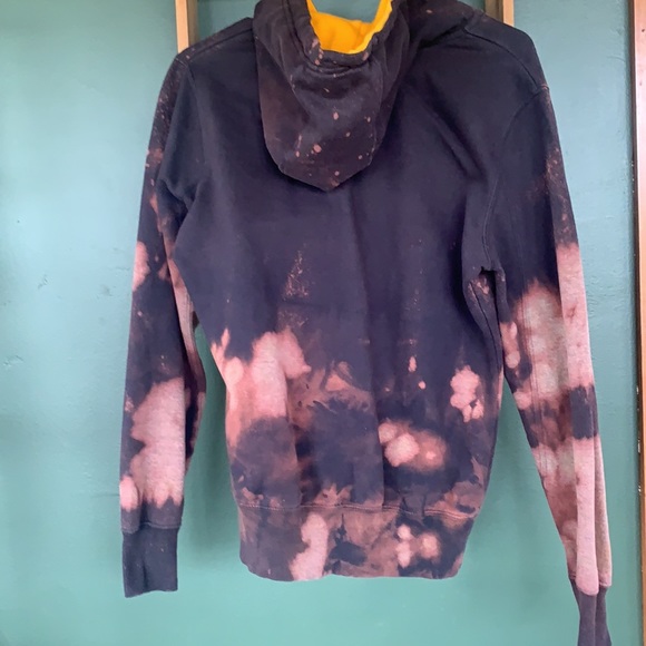 Women’s Custom Bleach Dye Steelers Zip Up-Medium. - Picture 4 of 7